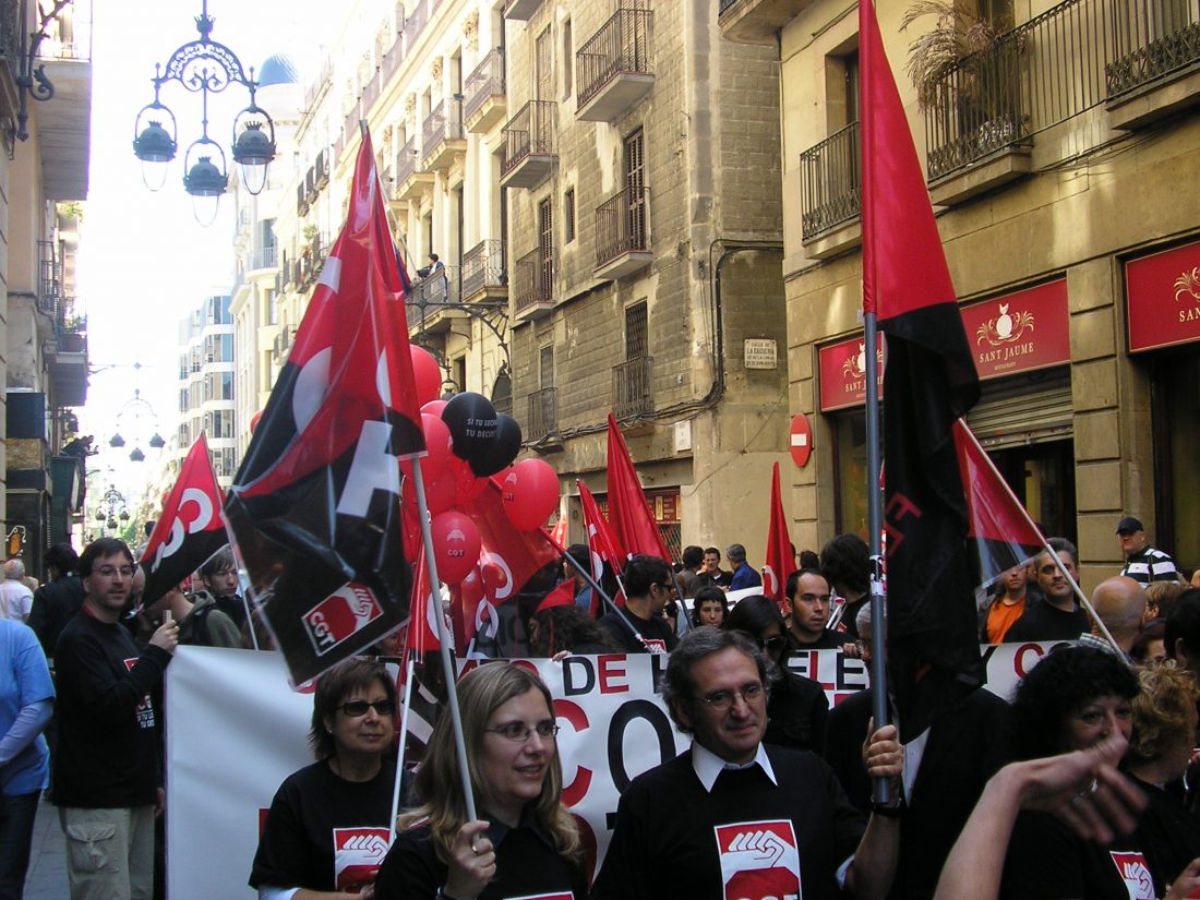 Barcelona : mil personas en la manifestación de CGT