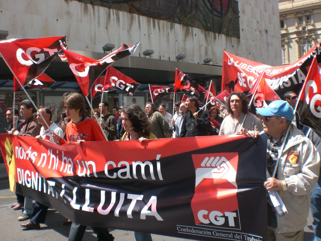 Valencia : unos 800 confederales en las calles de la ciudad