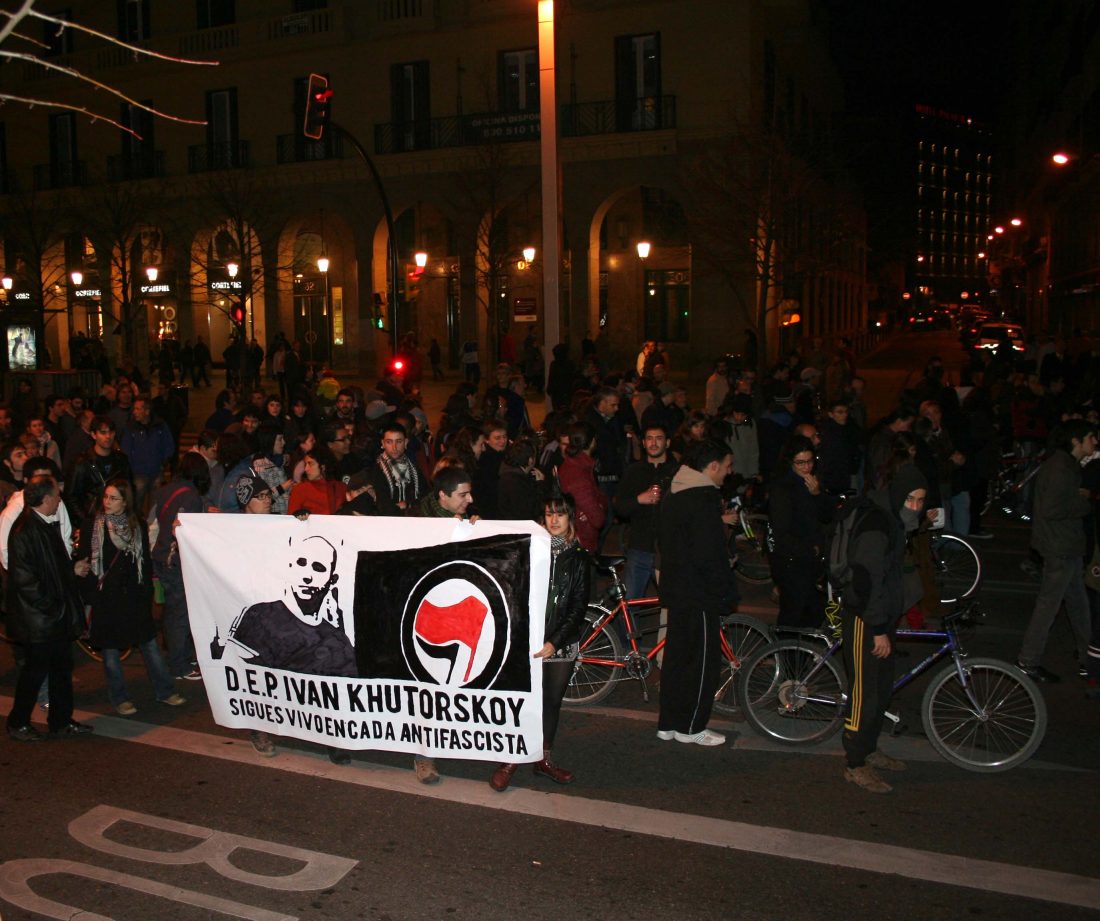 Gran participación en la mani antifascista de Zaragoza