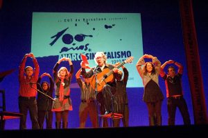 Más de 1700 personas en el concierto de Paco Ibáñez organizado por la CGT de Barcelona en el BTM -antiguo Palacio de los deportes- (26/11/2010)