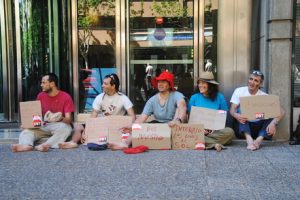 Zaragoza. Mendigando por la Pública