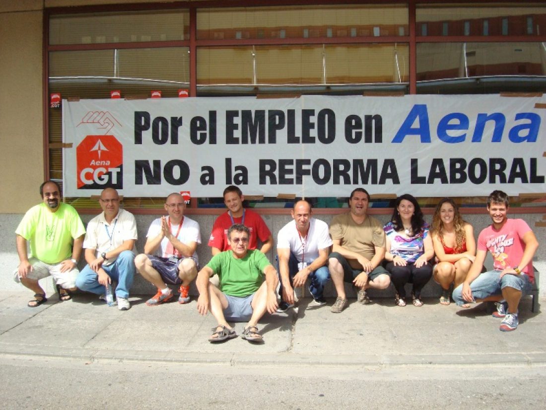 El encierro, un paso más en la movilización contra los planes del Presidente de Aena