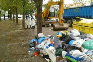 Solidaridad con la plantilla en huelga indefinida de Urbaser en Jerez