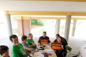 CGT apoya la acampada del profesorado interino ante el parlamento andaluz en defensa de la educación pública