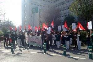 Concentración por la readmisión de las compañeras despedidas, Granada limpieza de hospitales