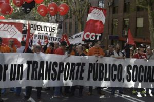 CGT Barcelona convoca una concentración en defensa del transporte público eficiente y gratuito