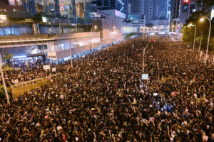 HONG KONG: ¡por la retirada de los cargos por participar en las movilizaciones de 2019!