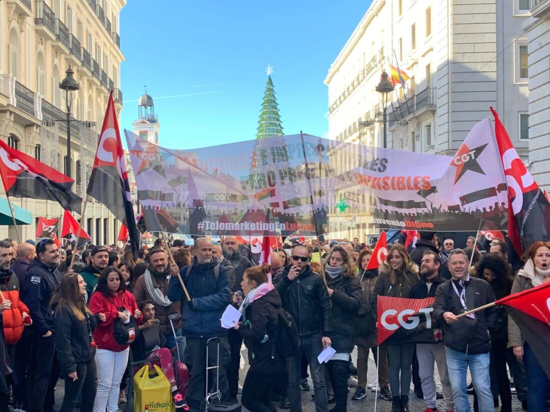 La huelga de 24 horas satura los centros de llamadas del sector del Call Center