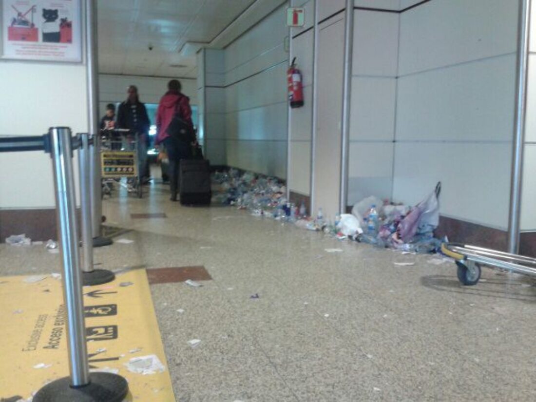 Comunicado de apoyo y solidaridad con los/las trabajadores/as de limpieza del aeropuerto de Barajas.