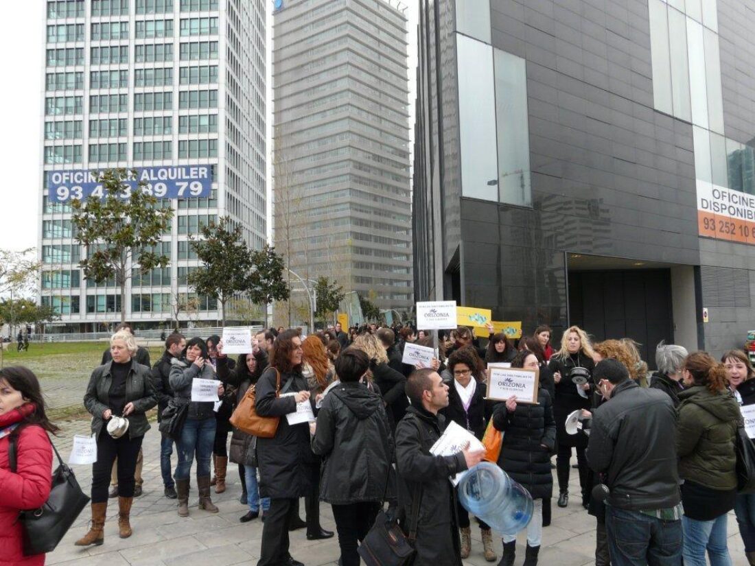 Corte de tráfico en Barcelona por lxs trabajadorxs de Orizonia