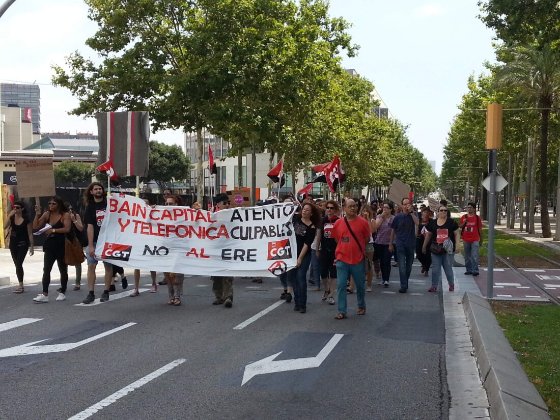 [Fotos]: Concentración en Barcelona contra el ERE de Atento