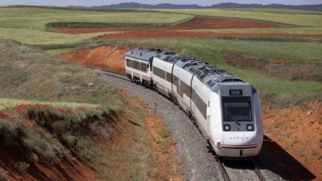 Culminan las jornadas por un ferrocarril público y social organizadas por la Coordinadora Estatal en Defensa del Ferrocarril