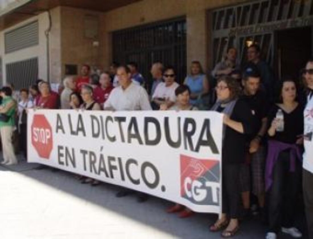 Tercer día de huelga parcial indefinida en la DGT de Barcelona provincia