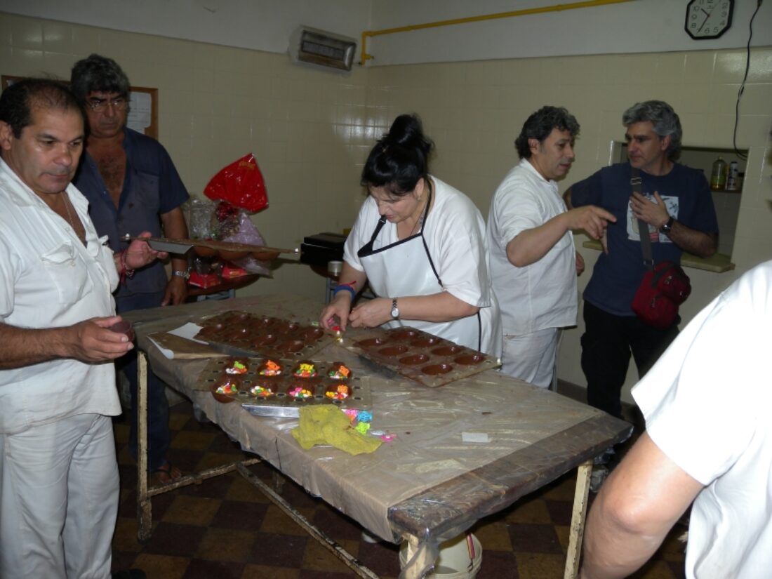 CHOCOLATES BAJO GESTIÓN OBRERA