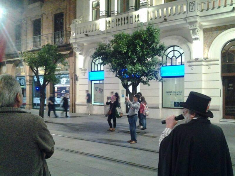 Cortejo funerario por las calles de Sevilla - Imagen-2