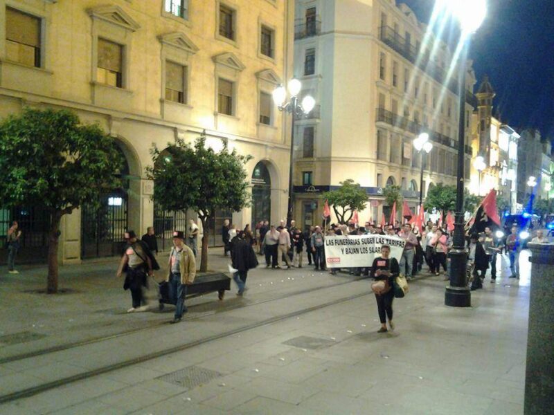 Cortejo funerario por las calles de Sevilla - Imagen-10